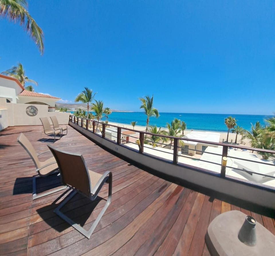 Lujosa casa a la orilla del mar y espectacular vista Villa in Baja California Sur
