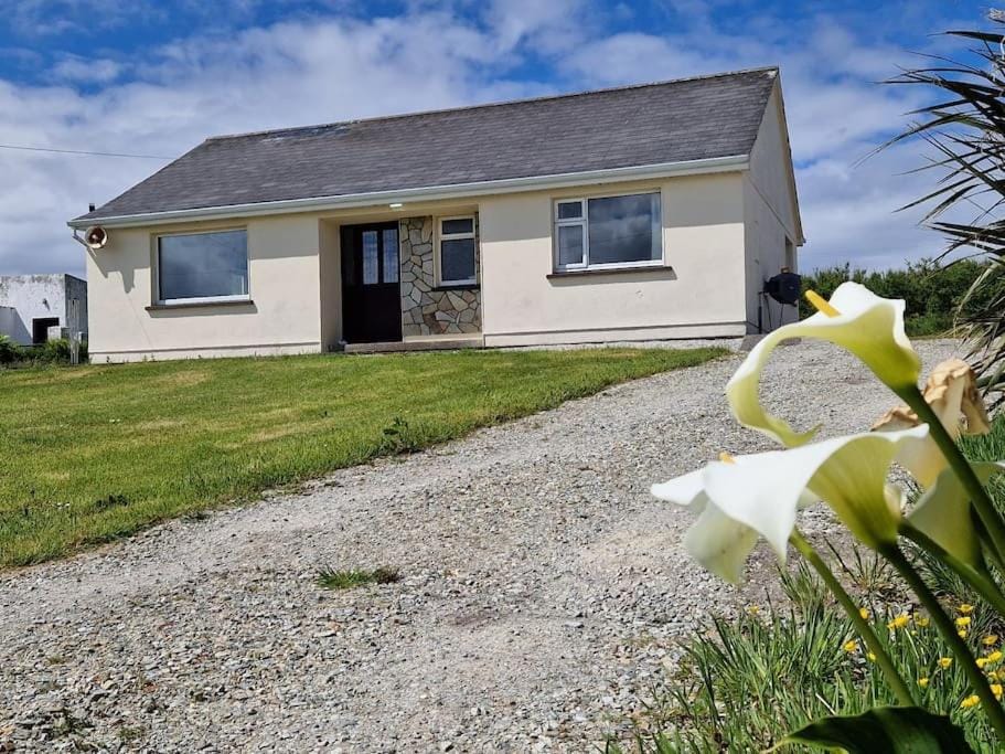 Houses by the Sea An Fód Dubh House in County Mayo