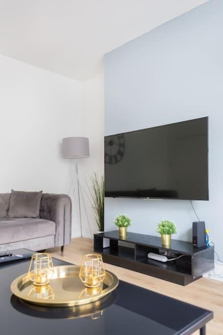 Two bedroom apartment in Dalston Apartment in London Borough of Hackney