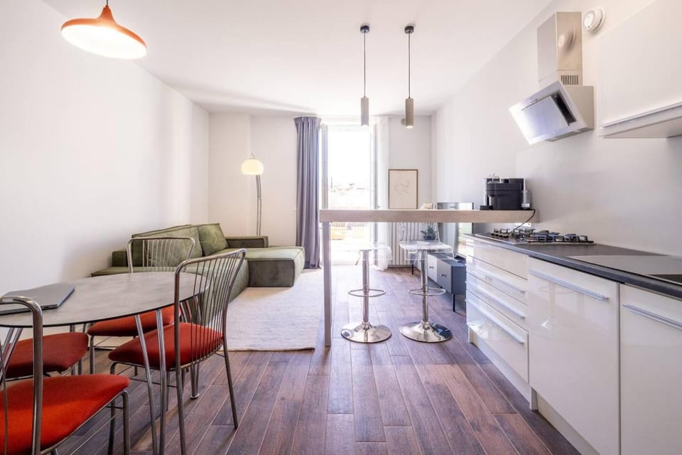 Kitchen or kitchenette, Living room, Seating area