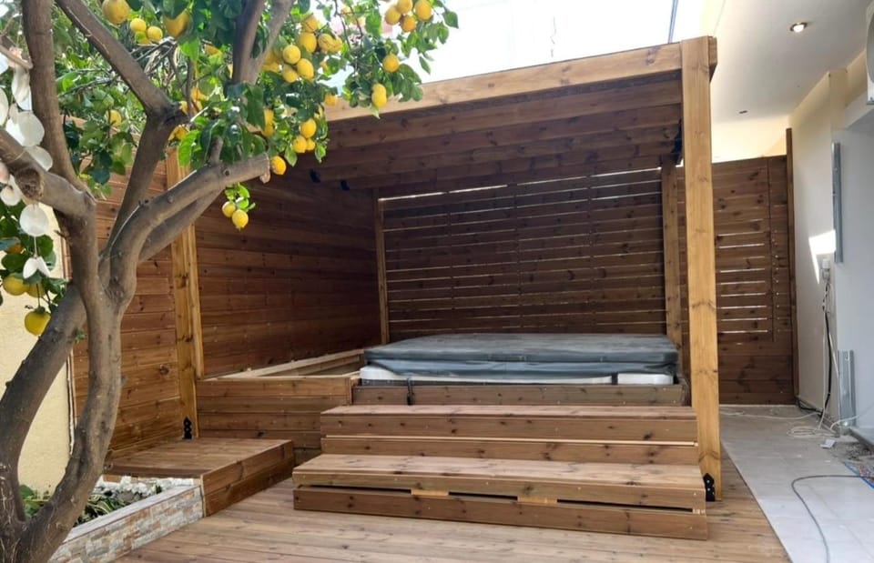 Lilliput Garden Apartment in Rhodes