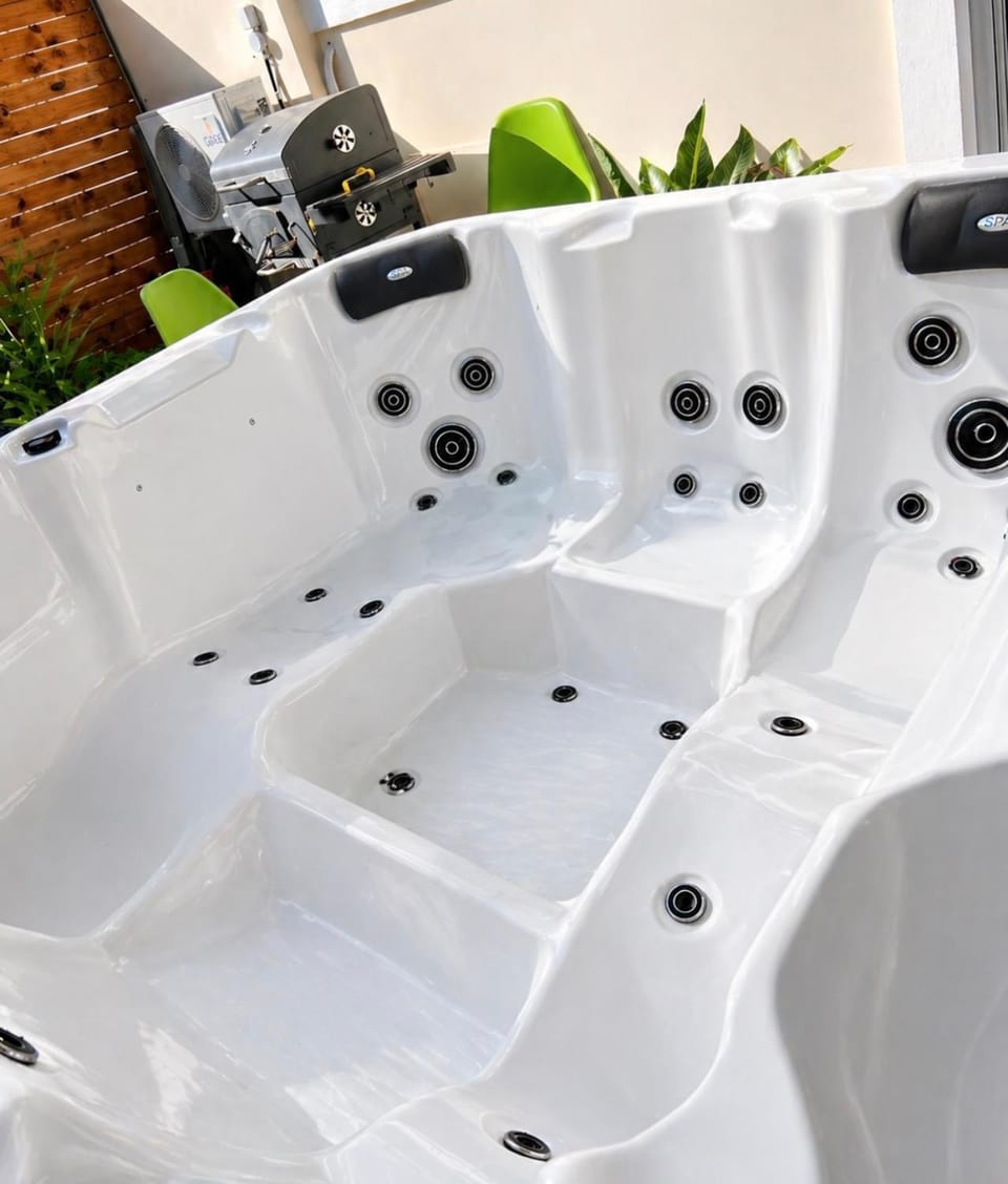 Lilliput Garden Apartment in Rhodes