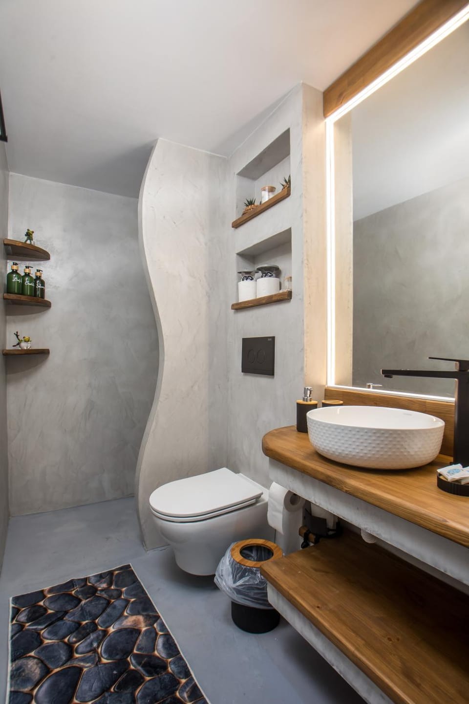 Lilliput Garden Apartment in Rhodes
