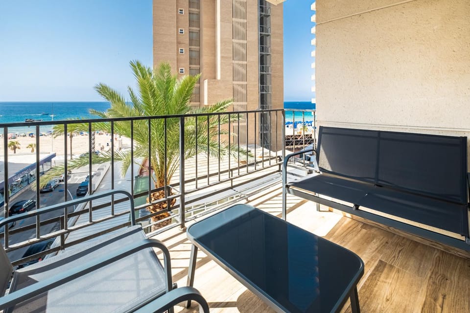 Day, View (from property/room), Balcony/Terrace, Beach, Sea view