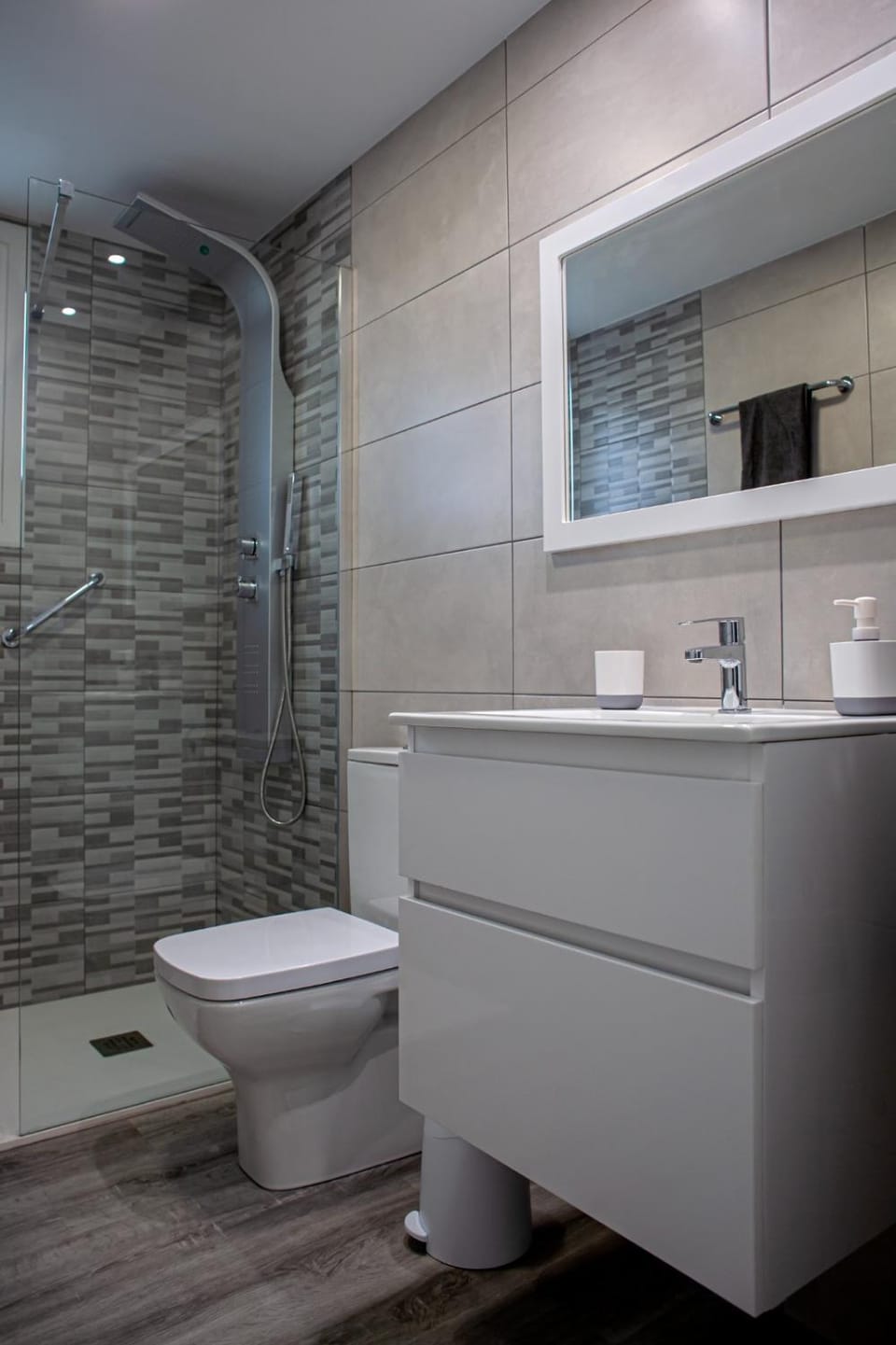 Toilet, Bed, Bathroom