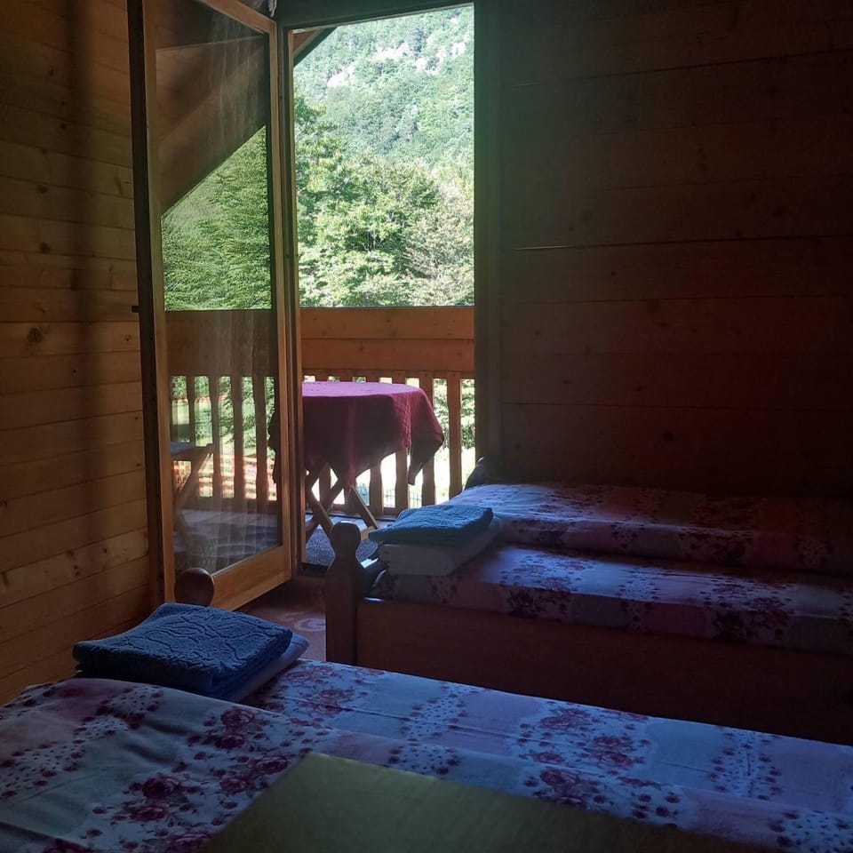 Bed, Balcony/Terrace, Bedroom