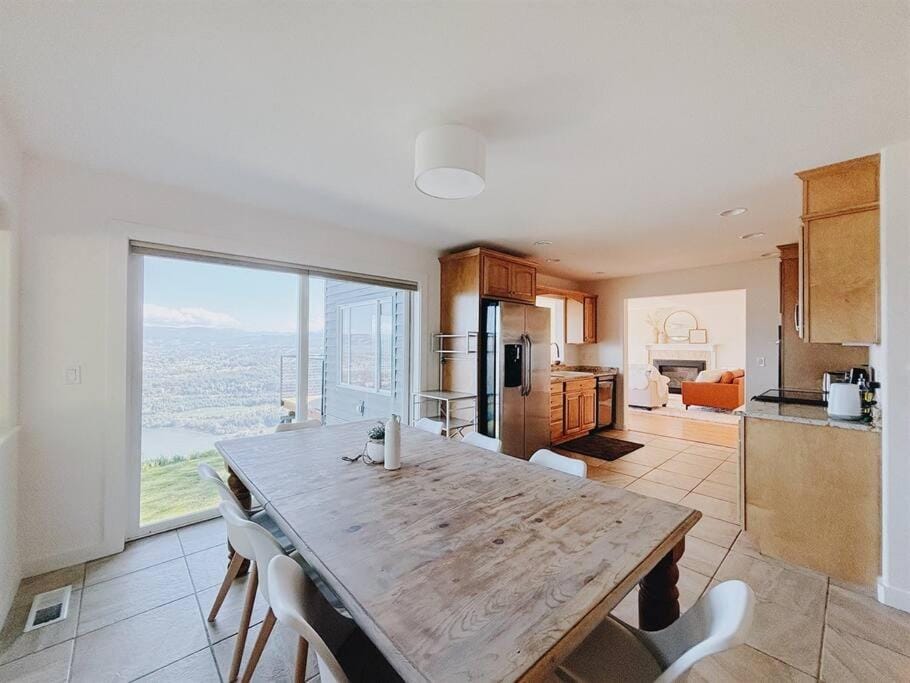 Jaw Drop View! Mt Hood! Fire Pit, Family Friendly House in Underwood