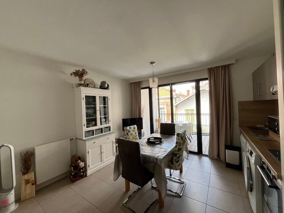 Arcachon Centre : T2 avec Parking, Loggia et Proche Plage - FR-1-319-566 Apartment in Arcachon