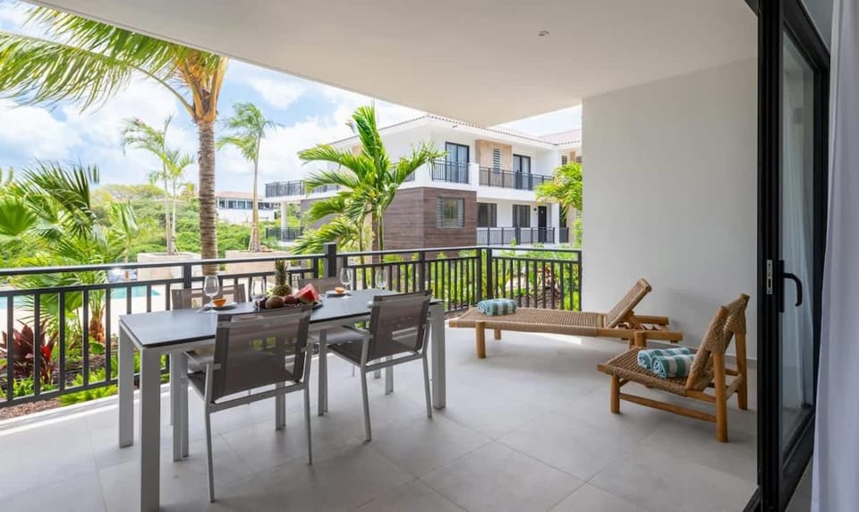 The Breeze Escape Apartment in Sint Michiel