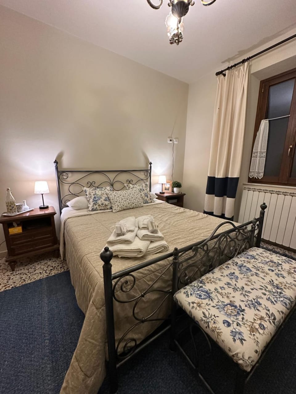 Bed, View (from property/room), Photo of the whole room, Bedroom, City view, Garden view, Mountain view, Pool view, Quiet street view