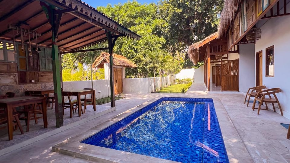 View (from property/room), Pool view, Swimming pool