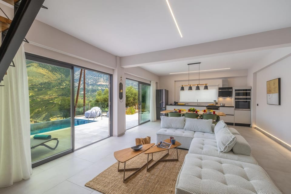 Natural landscape, View (from property/room), View (from property/room), Living room, Seating area, Dining area, Pool view