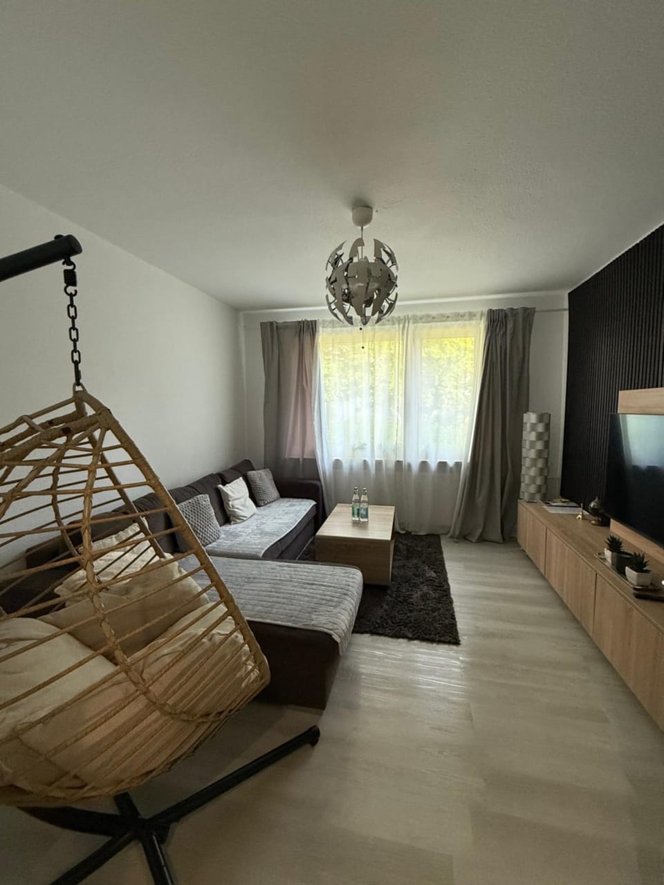 Communal lounge/ TV room, Living room, Photo of the whole room, Seating area