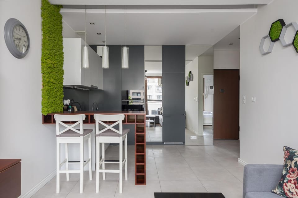 Kitchen or kitchenette, Dining area, dishwasher, oven, stove