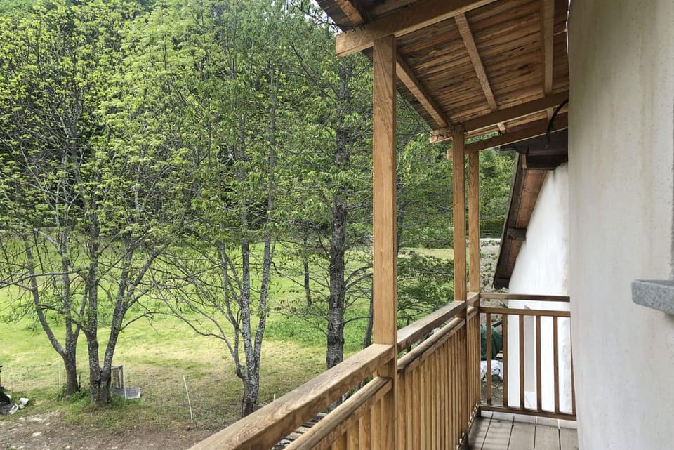 View (from property/room), Balcony/Terrace, Garden view