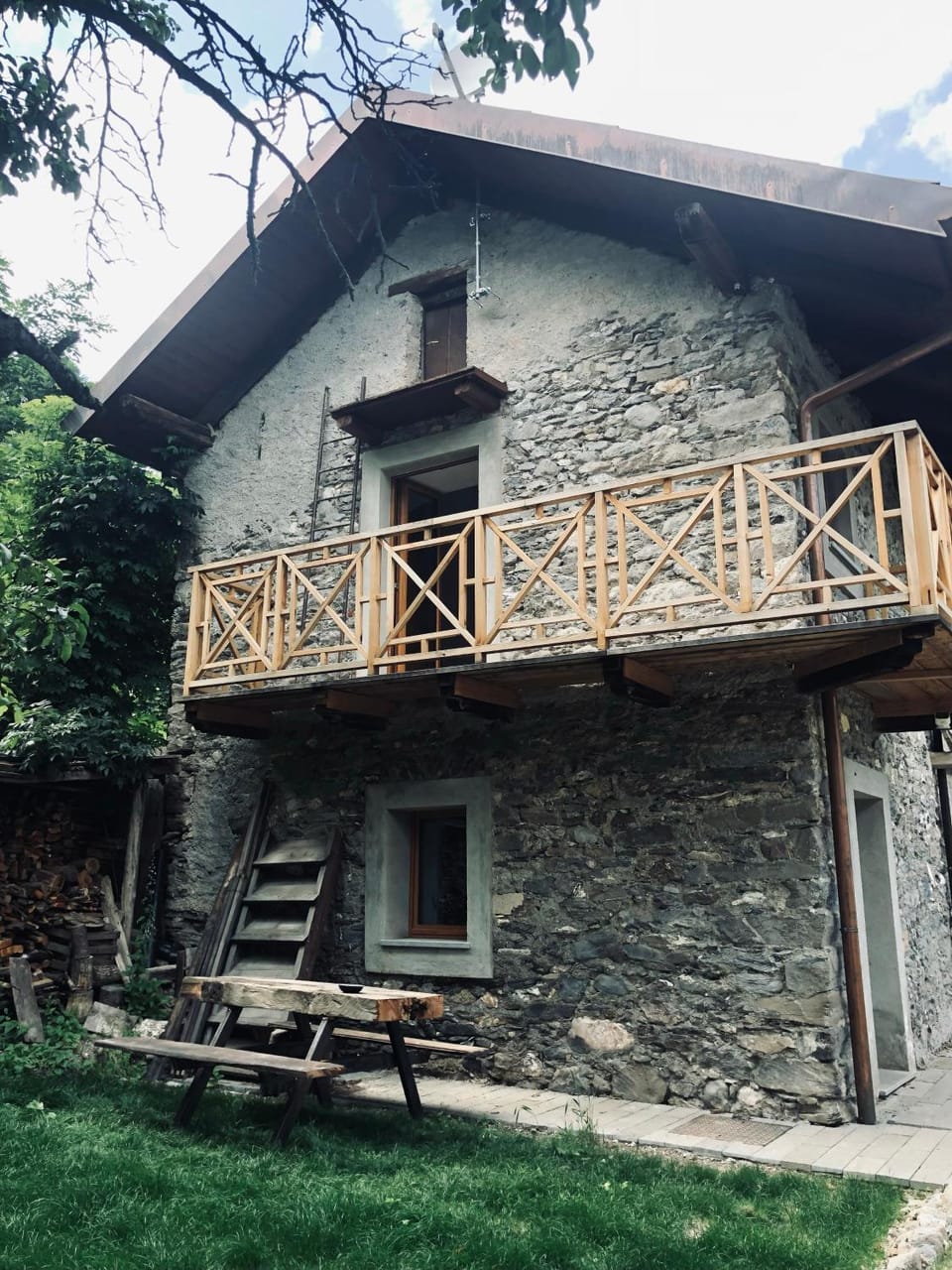 Property building, Balcony/Terrace