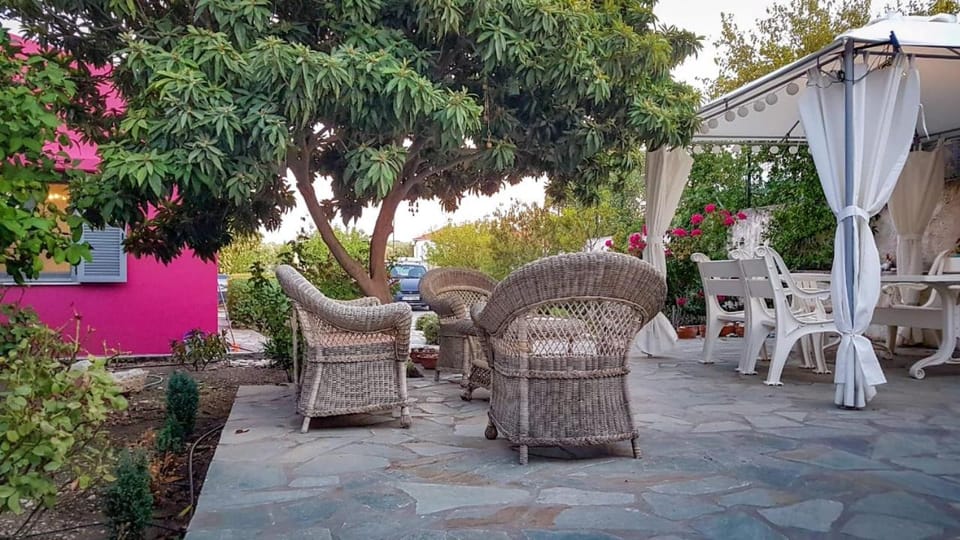 Samos garden studio House in Samos, Greece