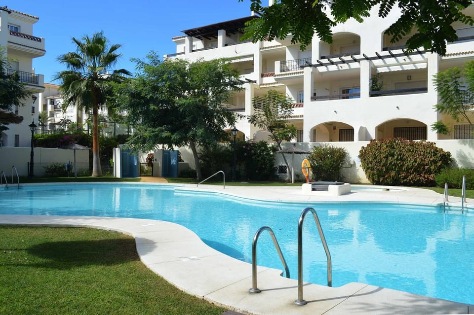 Residencial Duquesa Apartment in San Luis de Sabinillas