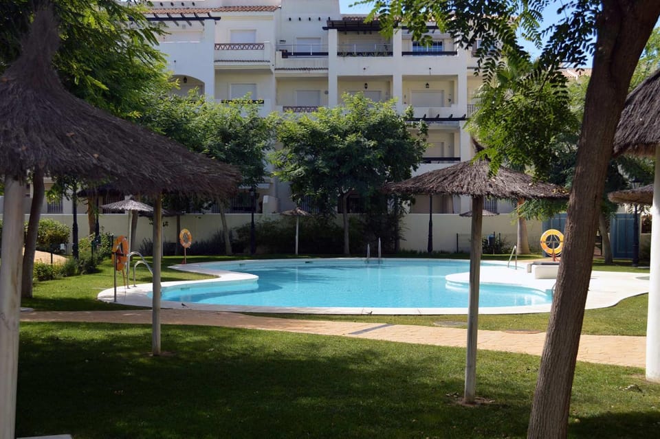 Residencial Duquesa Apartment in San Luis de Sabinillas