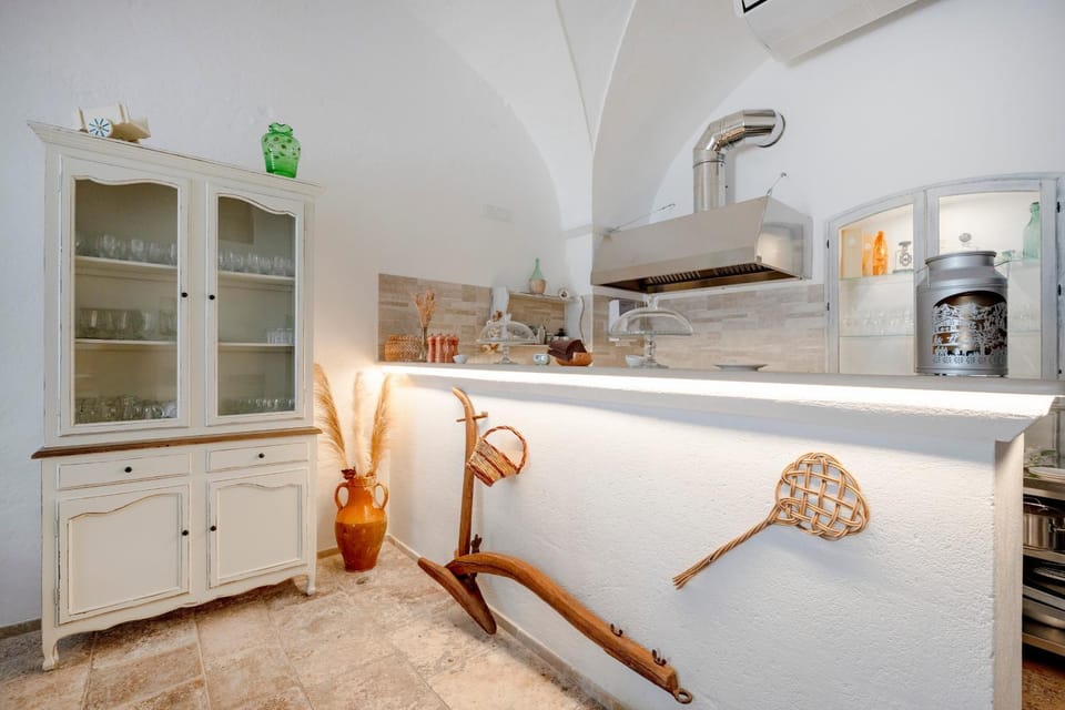 Property building, Kitchen or kitchenette, Living room