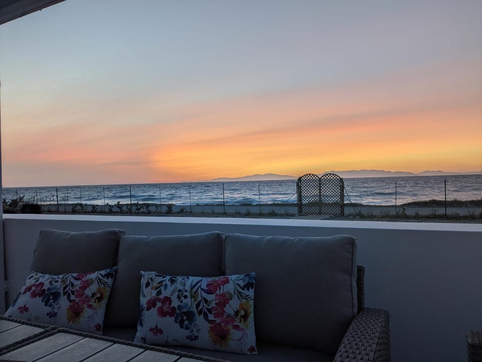 Natural landscape, Balcony/Terrace, Sea view, Sunset