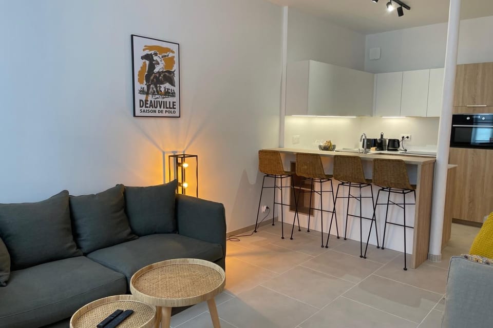 Comfortable studio just steps from the sea Apartment in Deauville