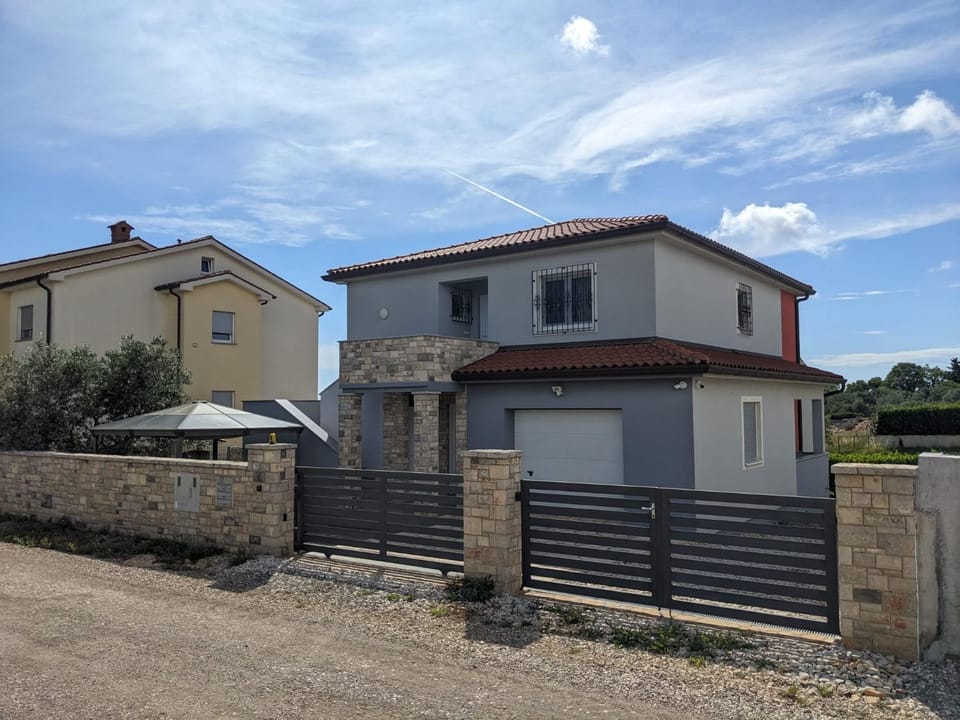 Sea view apartment Apartment in Pula