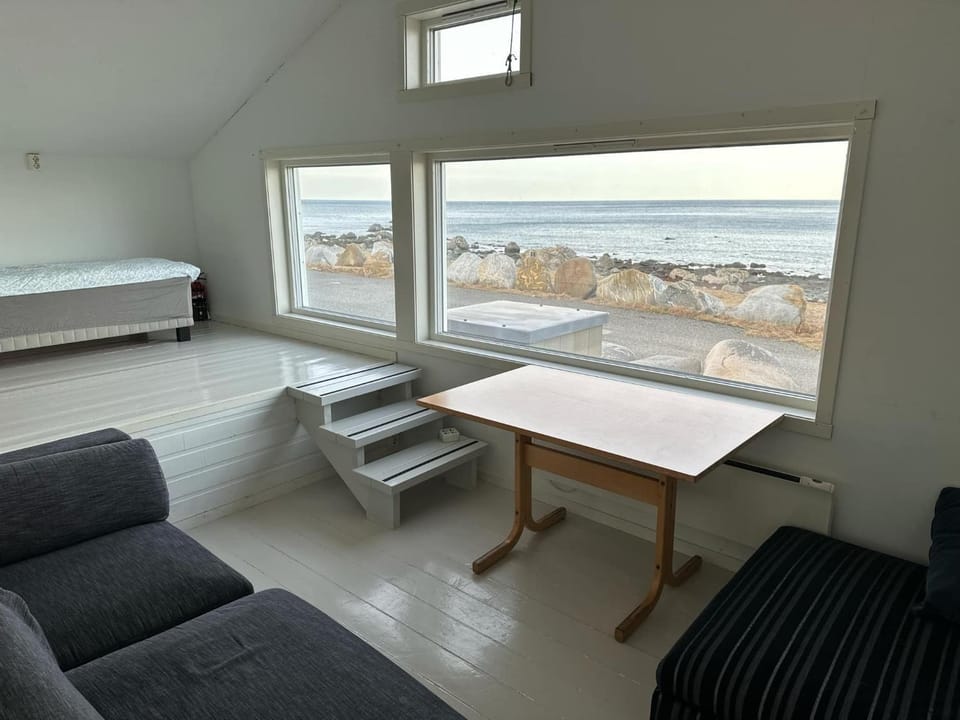 Living room, Sea view