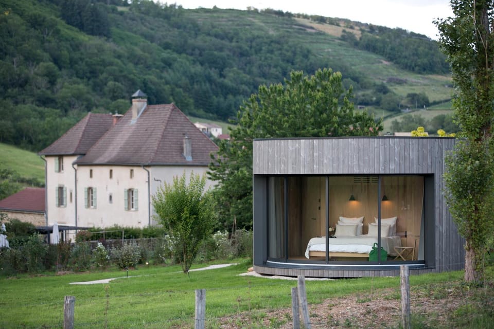 La suite prairie Tomette Singulière Bed and Breakfast in Bourgogne-Franche-Comté