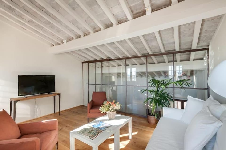 TV and multimedia, Living room, Seating area