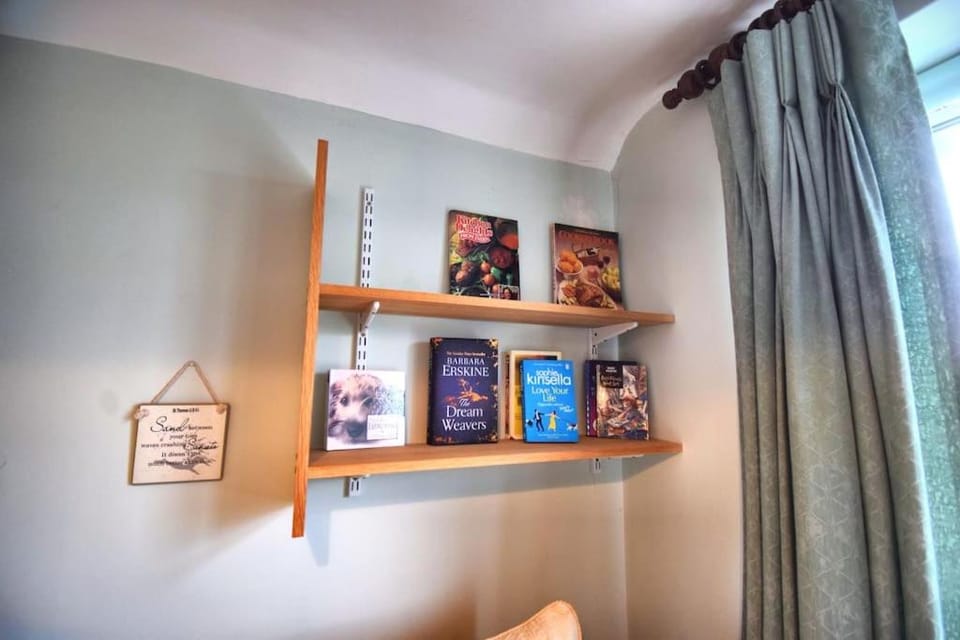 Mermaid Cottages Apartment in Tendring District