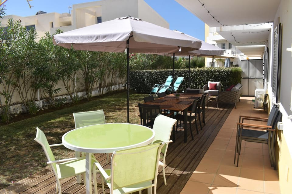 Spring, Day, Summer, Garden, Balcony/Terrace, Seating area, Dining area, Garden view