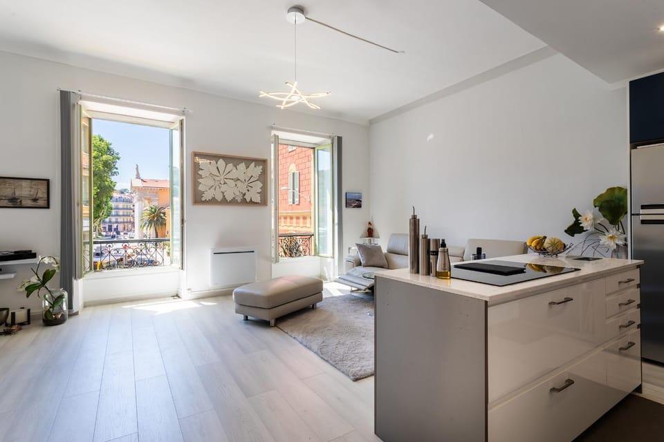 Living room, kitchen