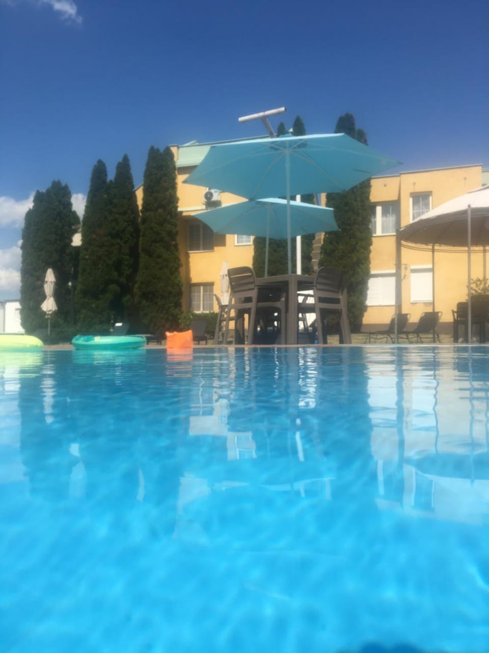 Swimming pool