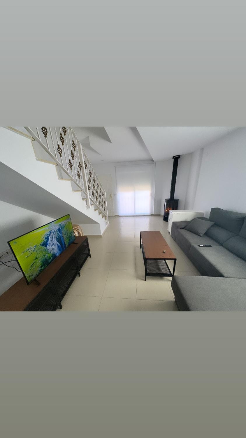 TV and multimedia, Living room, fireplace