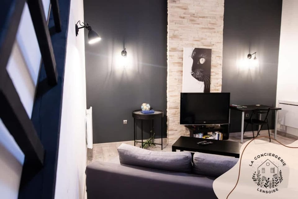 TV and multimedia, Living room, internet
