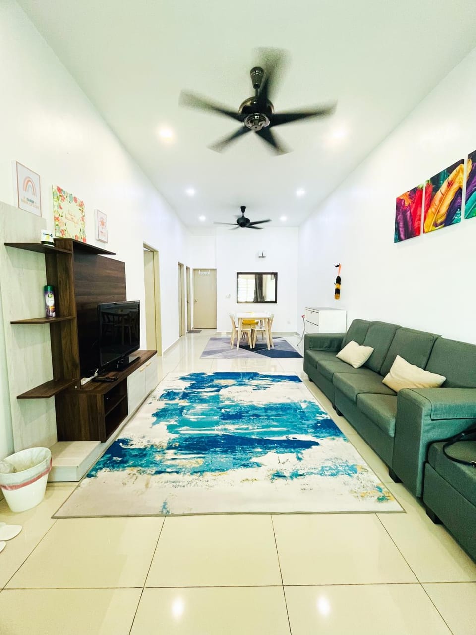 Living room, Dining area