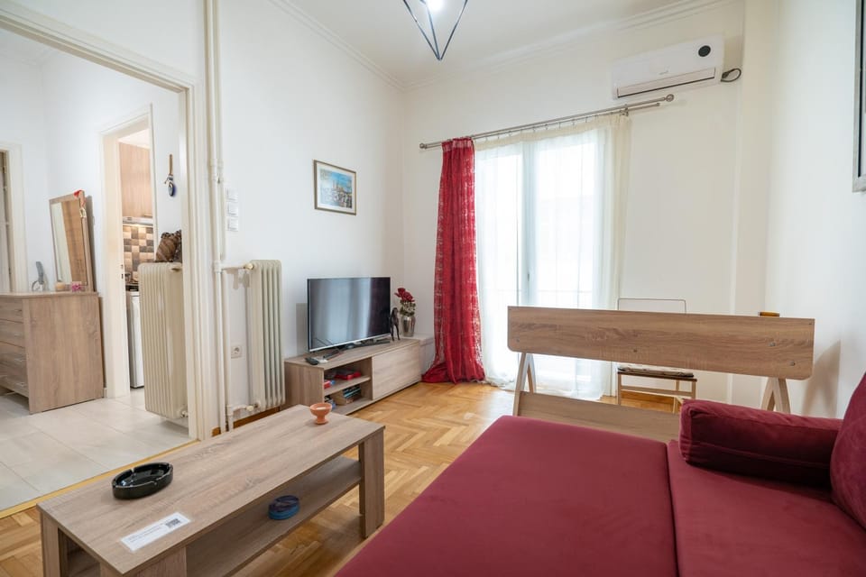 TV and multimedia, Photo of the whole room, Seating area