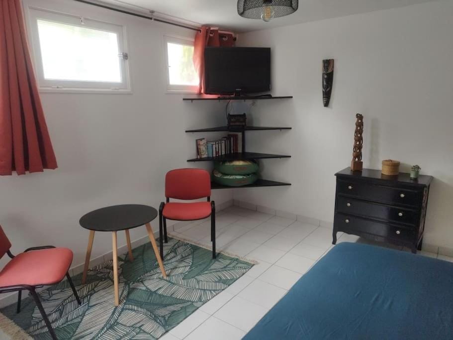 Plain-pied T1 patio et jardin Apartment in Brittany