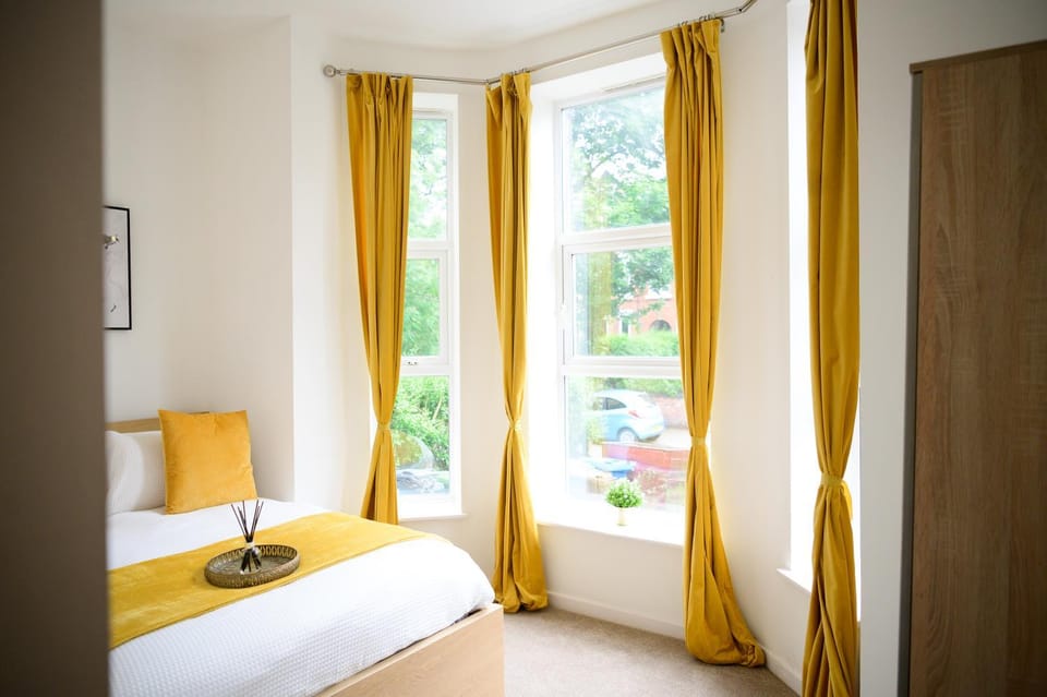 Bed, Bedroom