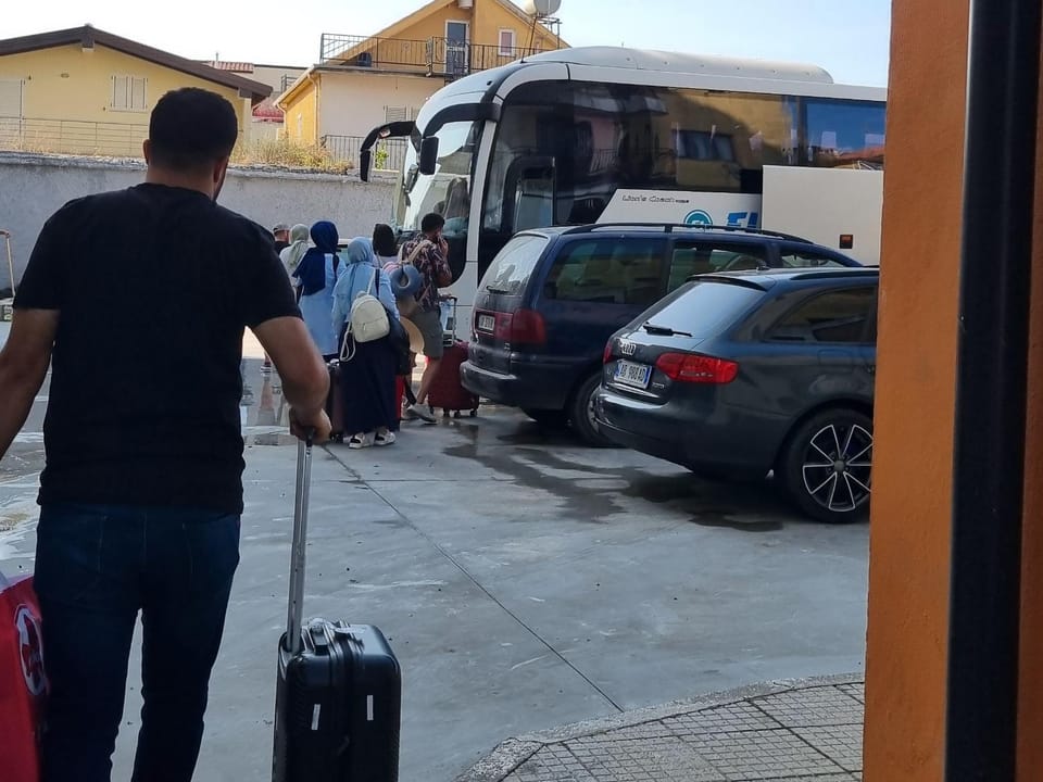 Day, People, group of guests, Parking