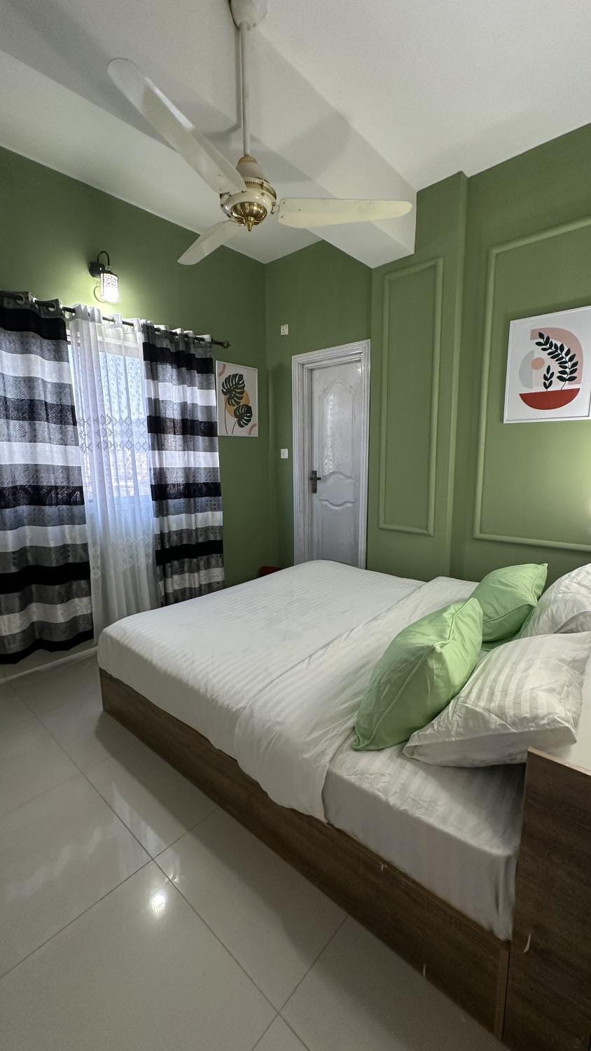 Bed, Bedroom, air conditioner
