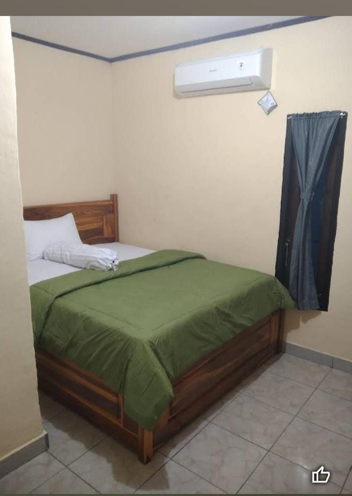 Angel homestay and shop Vacation rental in West Nusa Tenggara, Indonesia