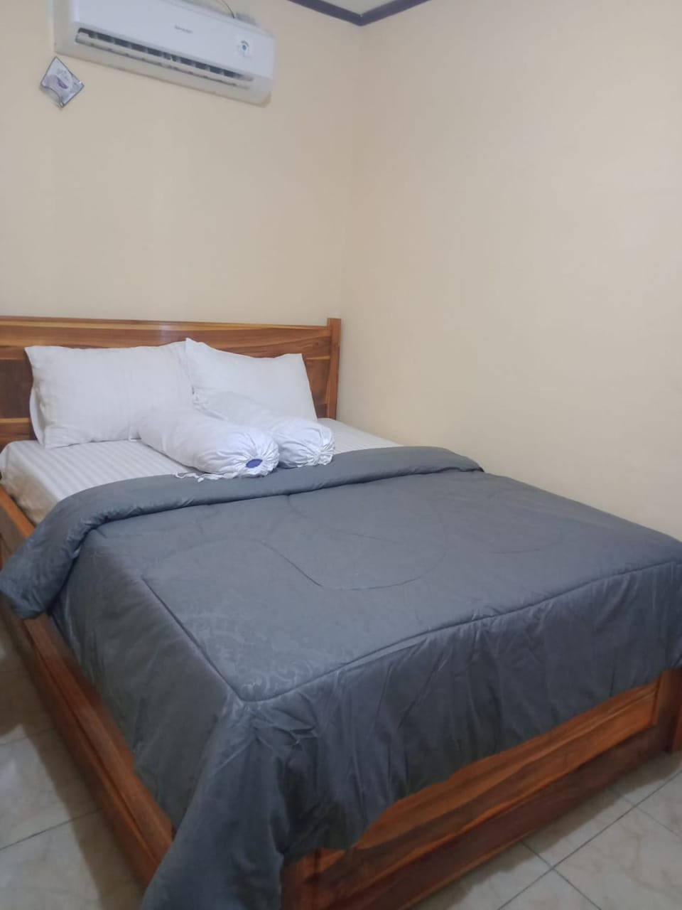 Angel homestay and shop Vacation rental in West Nusa Tenggara, Indonesia