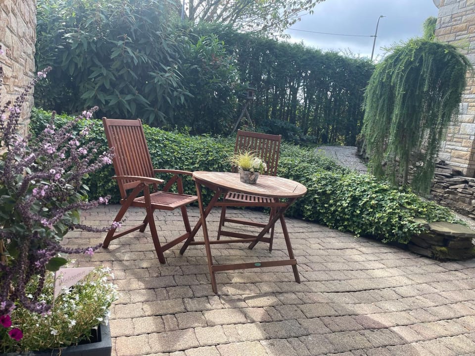 Balcony/Terrace, Dining area, Garden view