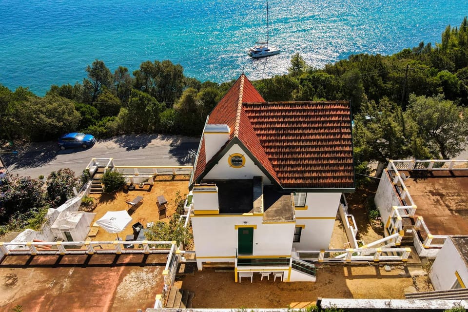 Property building, Natural landscape, Bird's eye view, Beach, Sea view