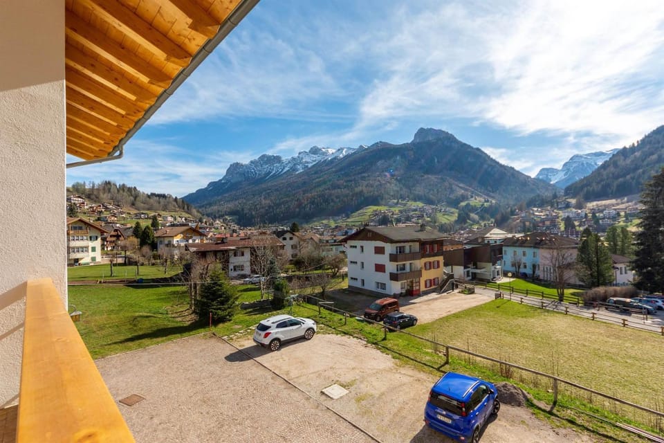 Villa Maria - Appartamento vista montagna Apartment in Moena