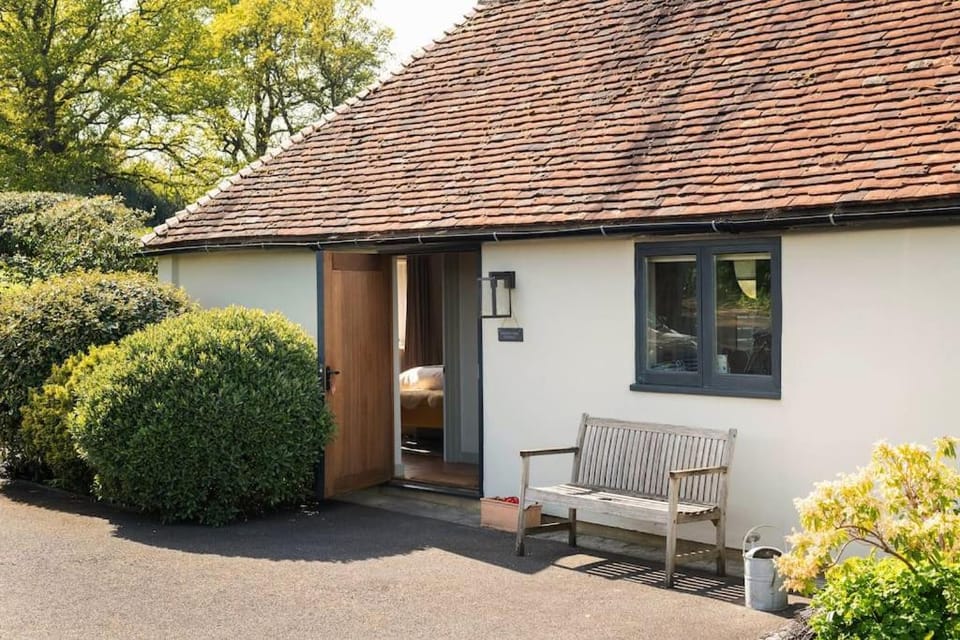 Winters Farm Cottage House in Wealden District