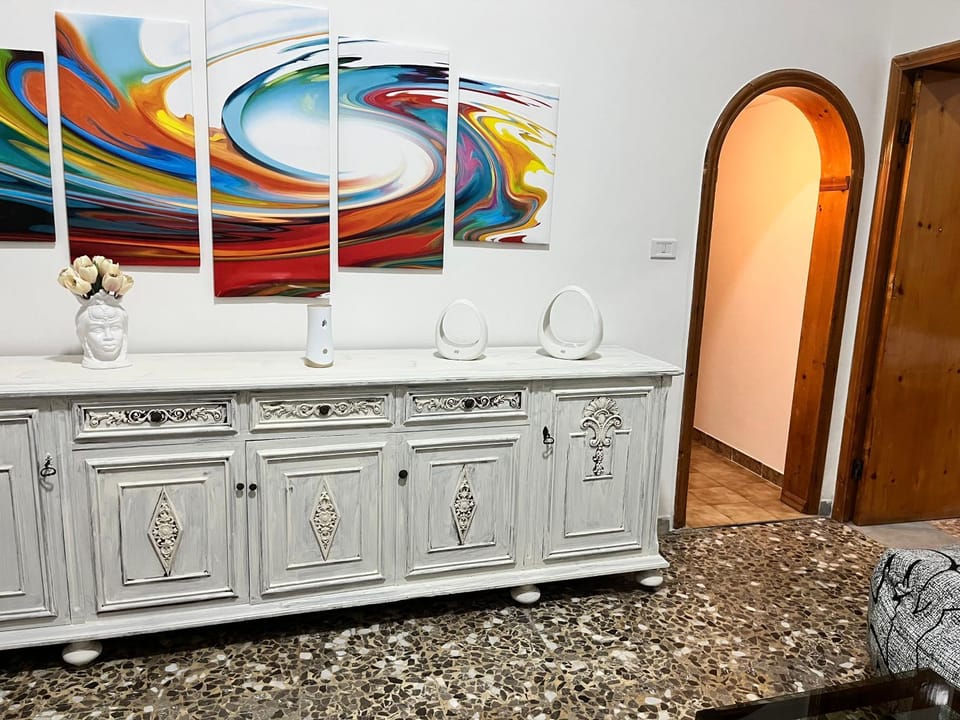 Living room, Decorative detail