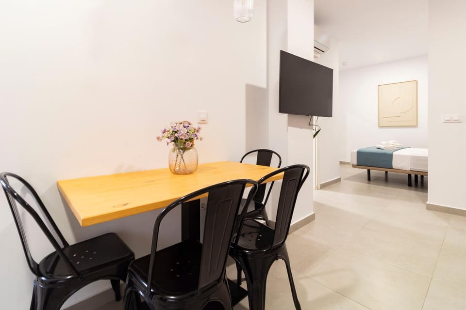 Nuevo Piso junto a Santa Justa y Aeropuerto 2 Apartment in Seville